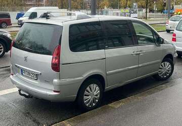 Peugeot 807 171.000 km 6.490 &euro; München 80802
