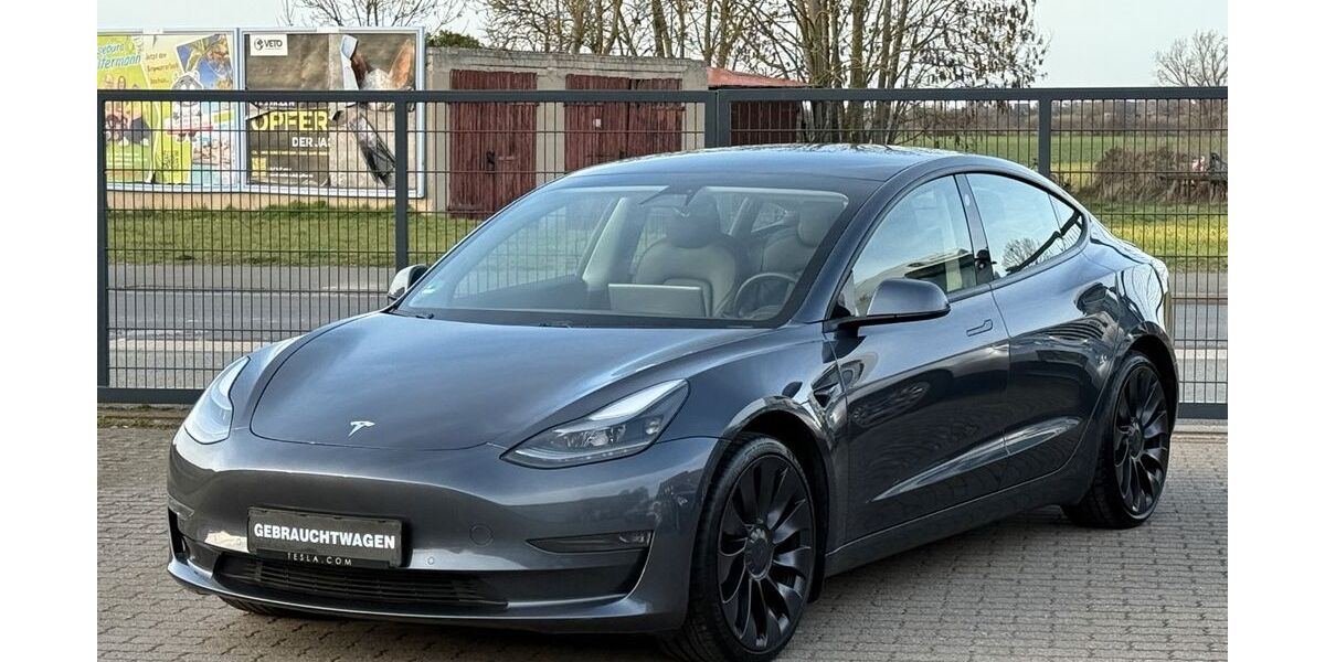 Tesla Model 3 111.000 km 24.990 &euro; Barsinghausen (bei Hannover) 30890