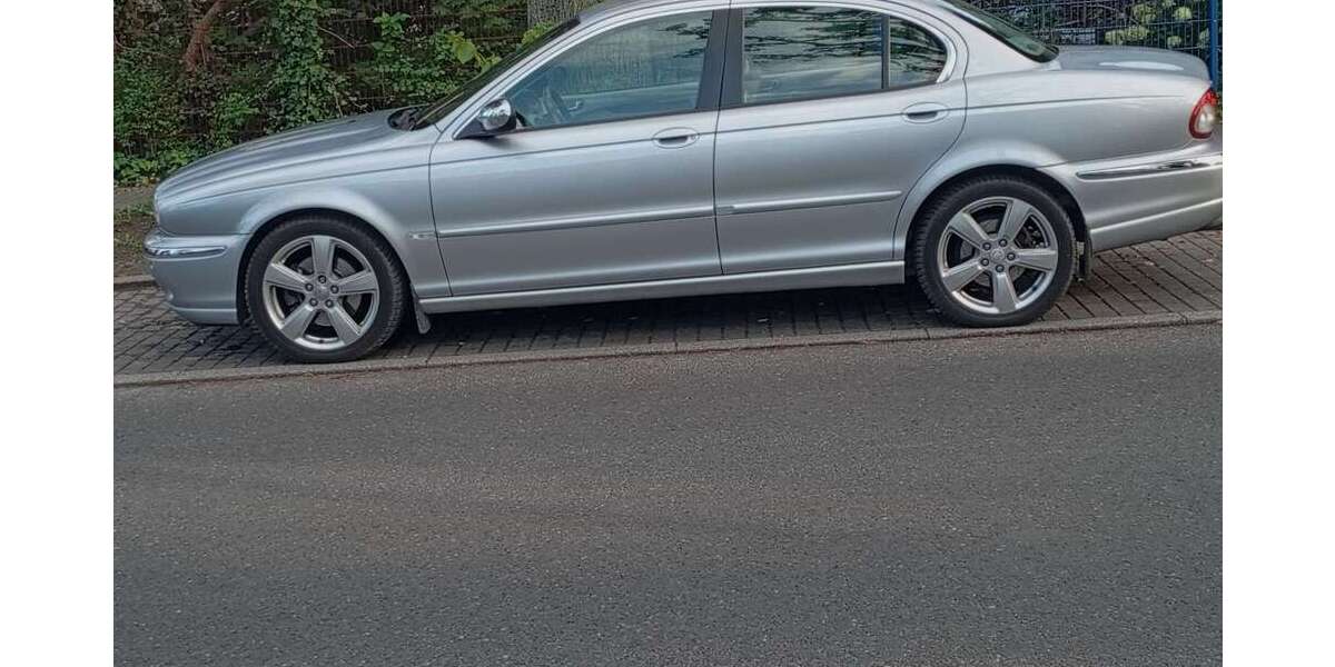 Jaguar X-Type 212.000 km 4.500 &euro; berlin 10787