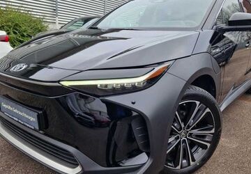 Toyota bZ4X 11.425 km 31.600 &euro; Nürtingen 72622