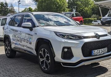 Suzuki Across 6.000 km 48.900 &euro; Zwickau 08056