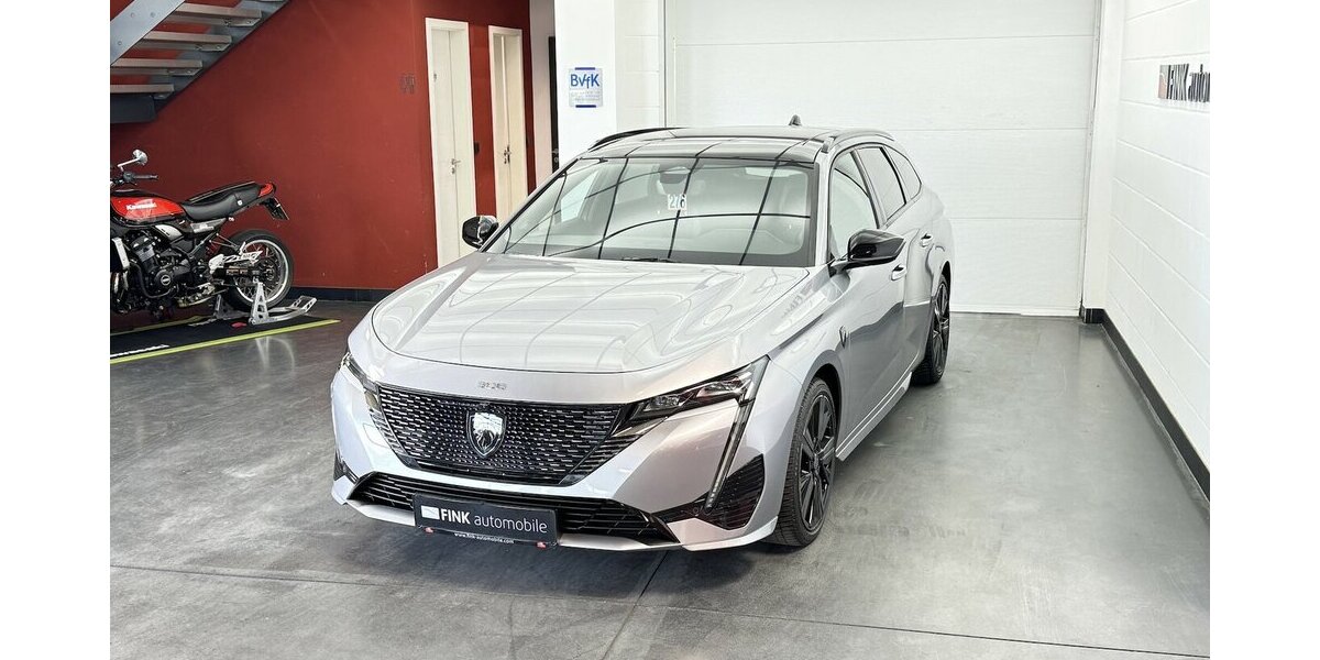 Peugeot 308 Blue HDI 130 EAT 8 GT LED ACC Panodach 39.960 km 23.323 &euro; Lich 35423