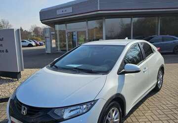 Honda Civic 96.480 km 8.888 &euro; Ronneburg 07580