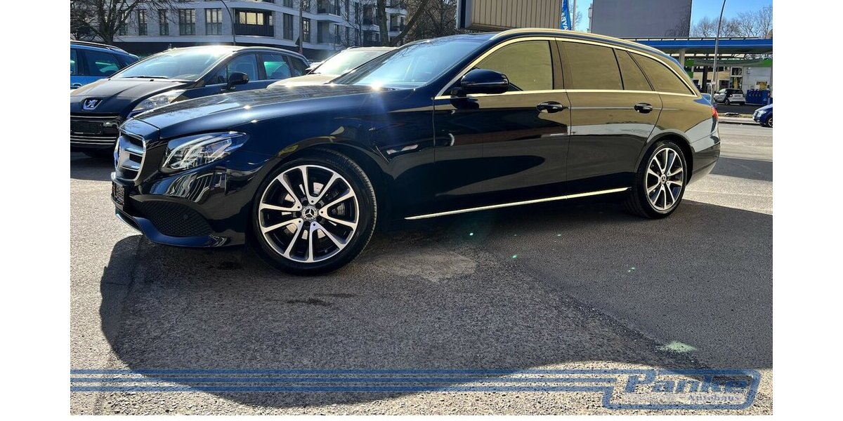 Mercedes-Benz E 200 T-Modell 9G*LED*RFK*NAV*SHZ*Ambient*TotW* 61.566 km 24.990 &euro; Berlin 13187