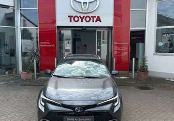 Toyota Corolla 5.880 km 31.980 &euro; Neufarn 85646