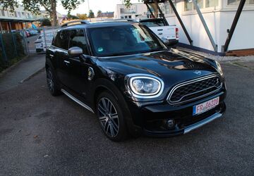 Mini Cooper SE Countryman 144.000 km 16.900 &euro; Freiburg i/Brsg 79115