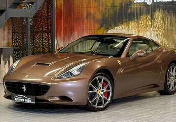 Ferrari California 43.800 km 115.900 &euro; München 81829