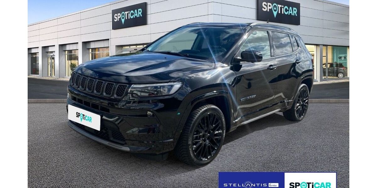 Jeep Compass 84.000 km 32.998 &euro; Düsseldorf 40472