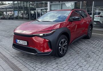 Toyota bZ4X 1.500 km 33.900 &euro; Berlin 13403