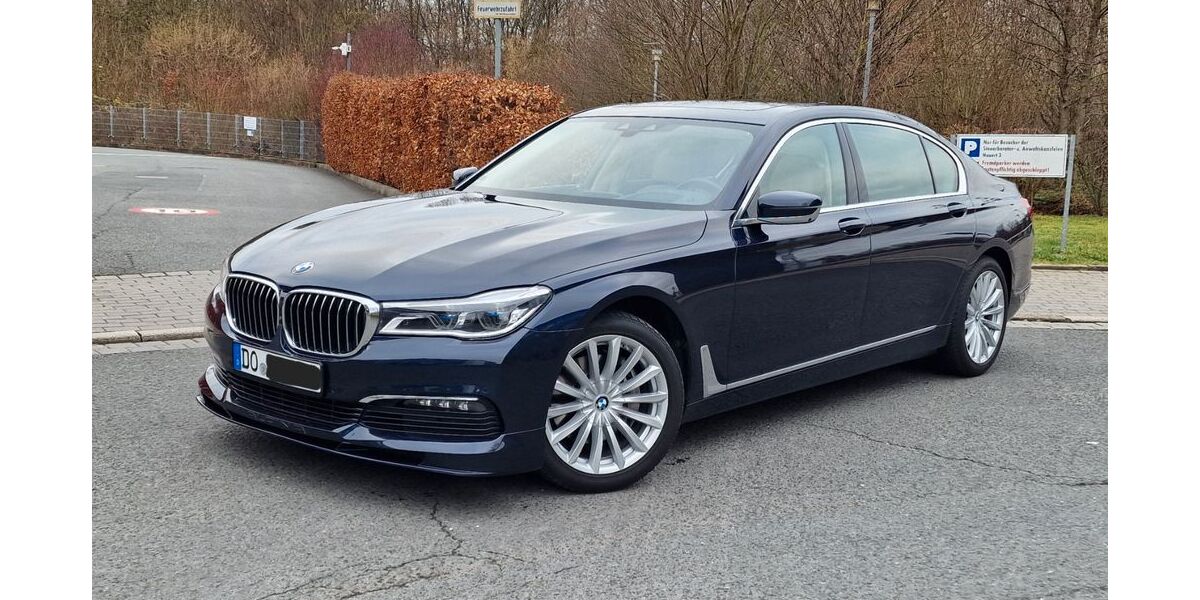 BMW 740 81.000 km 35.900 &euro; Dortmund 44149