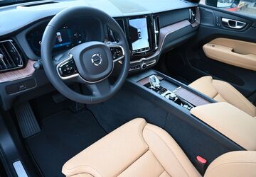 Volvo XC60 28.700 km 58.400 &euro; Jüterbog 14913