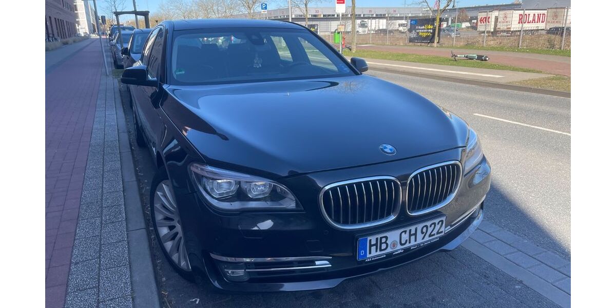 BMW 740 174.000 km 18.900 &euro; bremen 28199