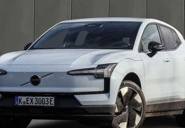 Volvo EX30 2.500 km 39.930 &euro; Köln 50968