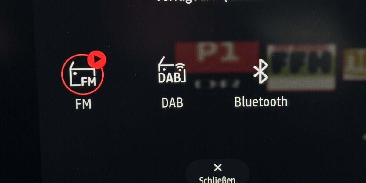 Renault Captur 1.3 TCE 140 Techno EDC LED CARPLAY 39.500 km 20.440 &euro; Lich 35423