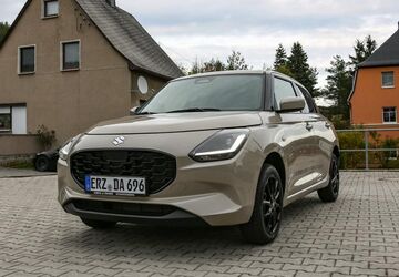 Suzuki Swift 1.500 km 19.490 &euro; Schwarzenberg 08340