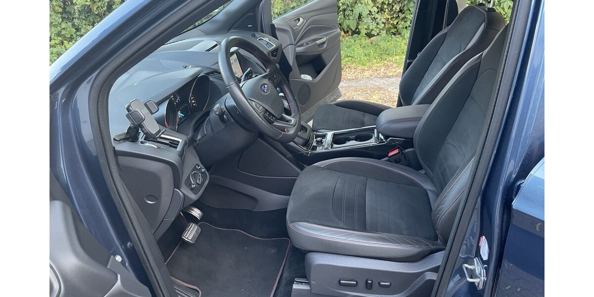 Ford Kuga 67.500 km 26.000 &euro; Rheda-Wiedenbrück 33378