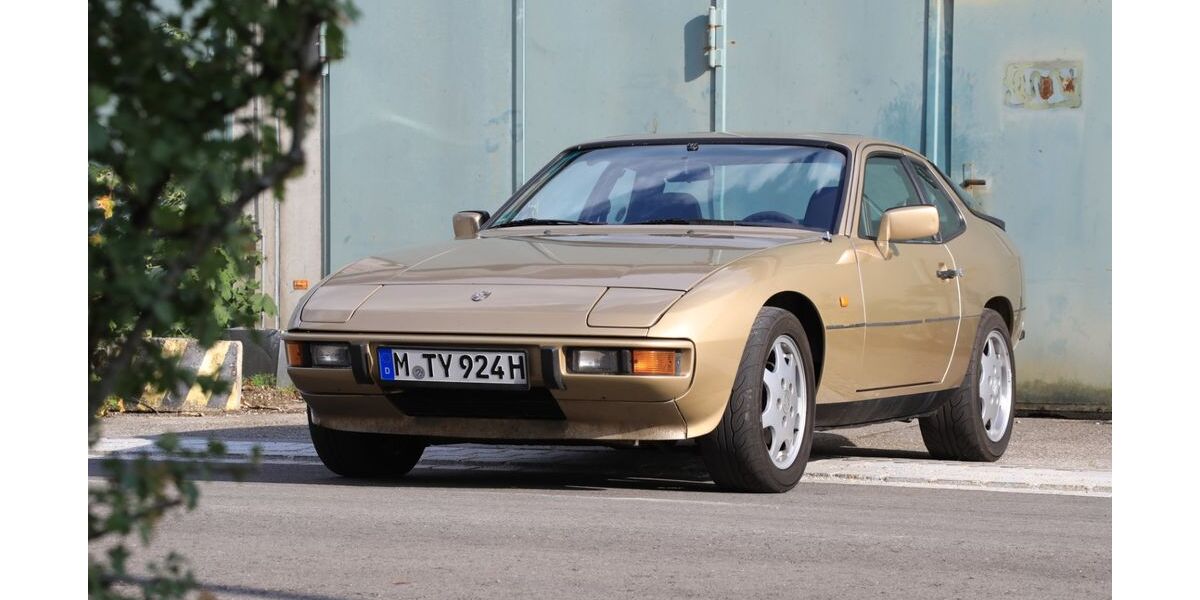 Porsche 924 46.200 km 11.924 &euro; Neubiberg 85579