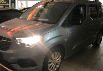 Opel Combo Life 20.300 km 22.900 &euro; Ulm 89073