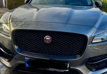Jaguar F-Pace 126.300 km 11.500 &euro; Karlsfeld 85757