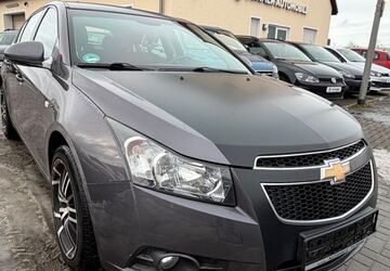 Chevrolet Cruze 179.000 km 3.290 &euro; Salzgitter 38229