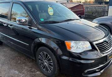 Lancia Voyager 158.774 km 13.750 &euro; Berlin 13127