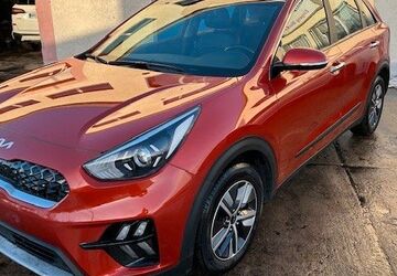 Kia Niro 84.200 km 15.900 &euro; Rostock 18069
