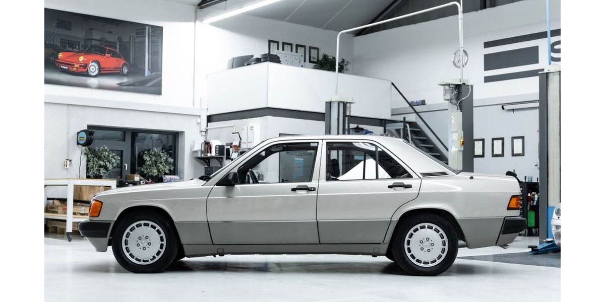 Mercedes-Benz 190 101.000 km 12.500 &euro; Rheda-Wiedenbrück 33378