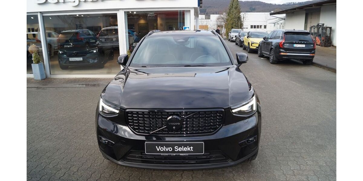 Volvo XC40 18.130 km 40.990 &euro; Meschede 59872