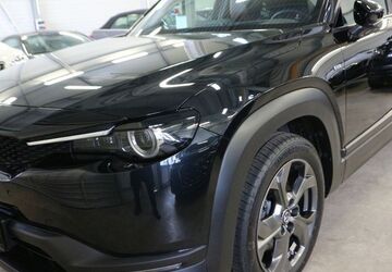 Mazda MX-30 3.756 km 18.900 &euro; Gersfeld 36129