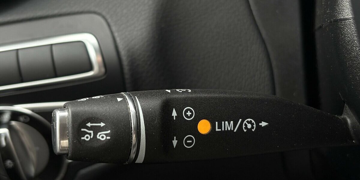 Mercedes-Benz C 220 D T BlueTec NAVI/PDC/SHZ/ACC/SPURHALTE/LED 99.900 km 17.900 &euro; Villingen-Schwenningen 78054