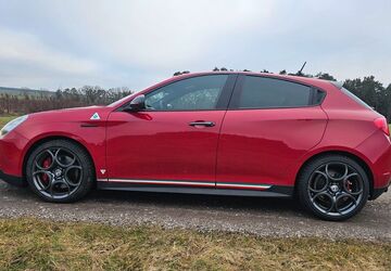 Alfa Romeo Giulietta 172.000 km 14.500 &euro; Markt Erlbach 91459