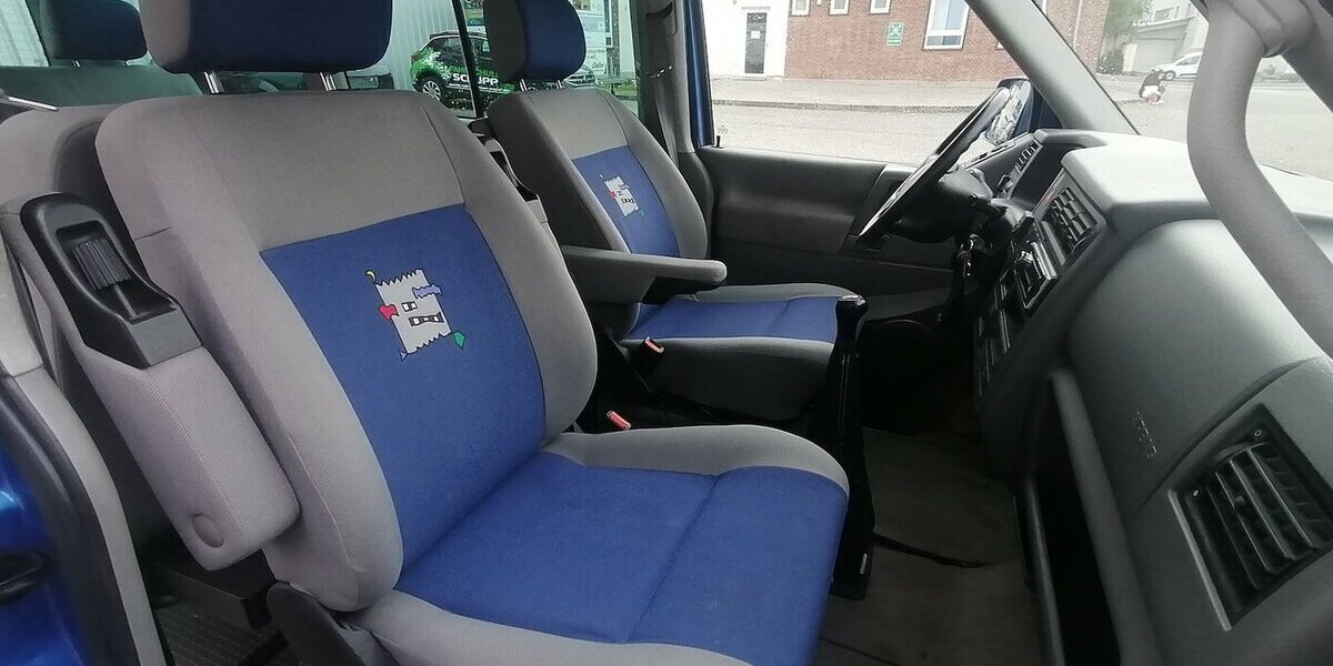 VW T4 Transporter Bus Multivan Atlantis AHK KAT 180.000 km 17.998 &euro; Landau 76829