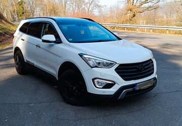 Hyundai Grand Santa Fe 272.000 km 13.499 &euro; Kleinheubach 63924