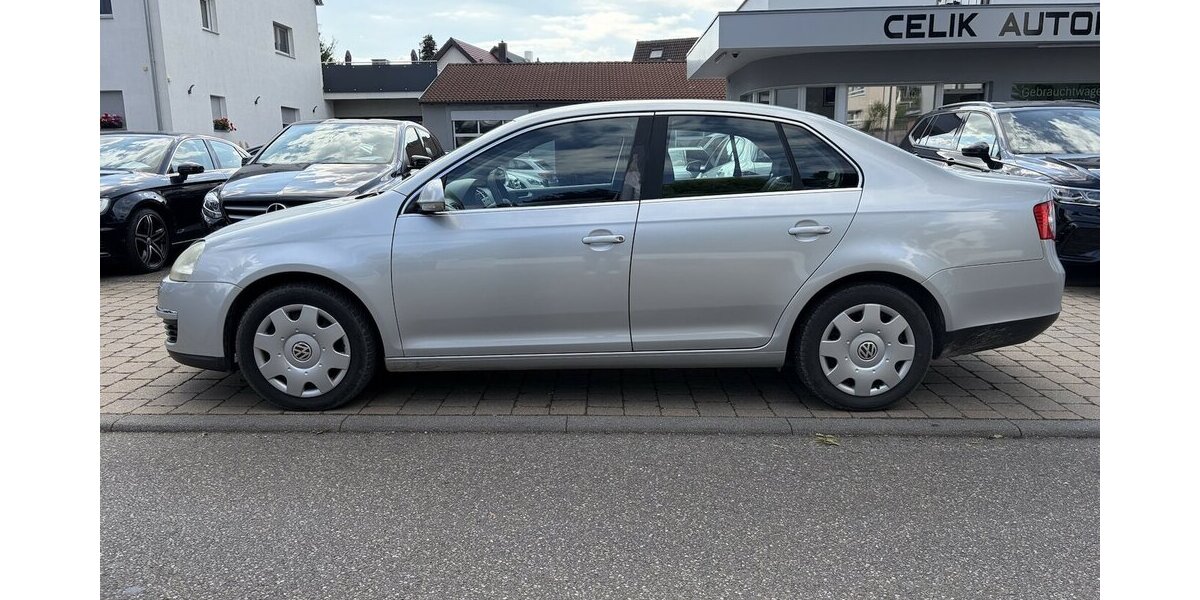 VW Jetta V Comfortline 153.500 km 1.990 &euro; Neckarsulm 74172