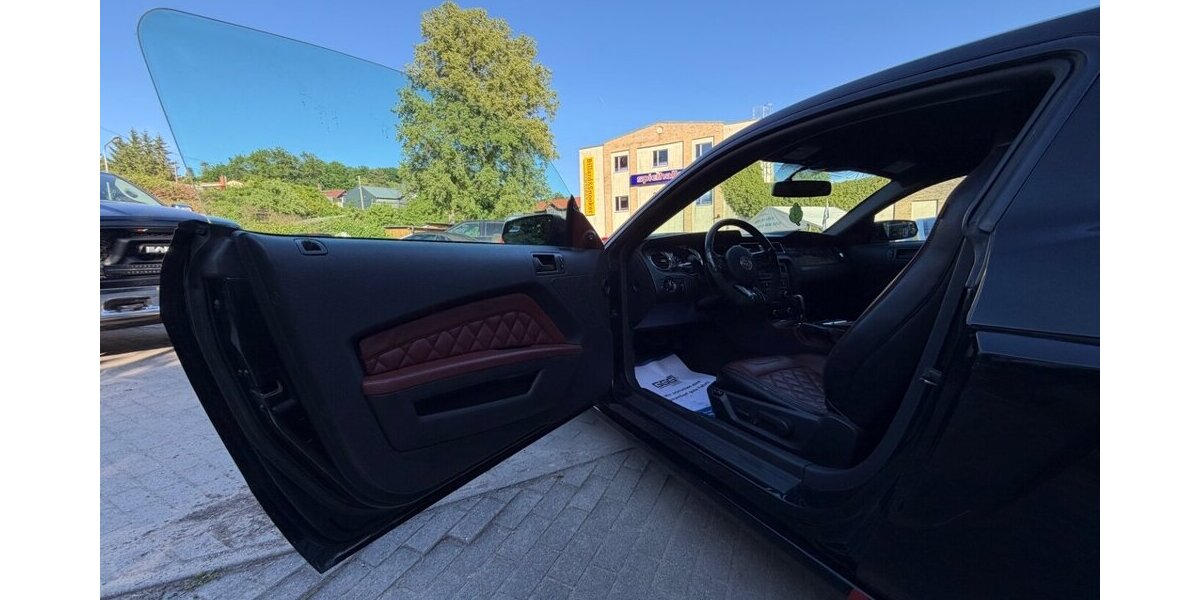 Ford Mustang 3,7 mit Leder 