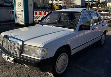 Mercedes-Benz 190 161.000 km 7.999 &euro; Stuttgart 70376