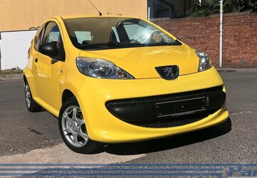 Peugeot 107 Petit Filou 3trg.*Radio/CD*AUX*LM*AllSeason* 180.827 km 1.290 &euro; Berlin 13187