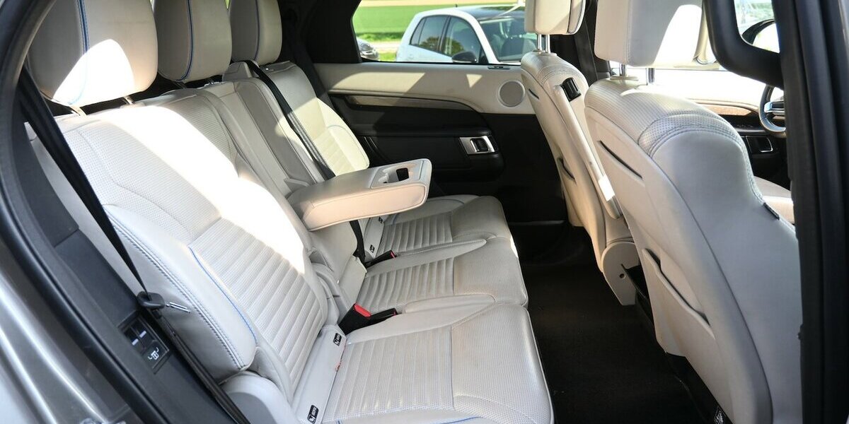 Land Rover Discovery HSE Luxury TD6 Aut 7-Sitze Standhz 1Hd 143.000 km 26.200 &euro; Seevetal - Hittfeld 21218