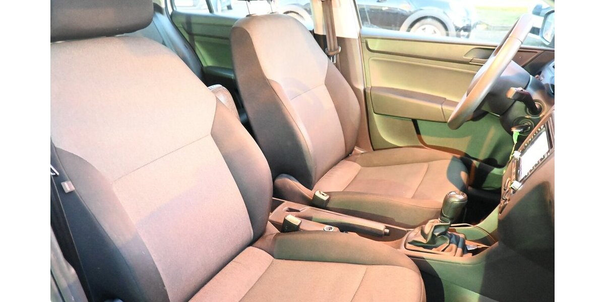 Skoda Rapid Spaceback 1.2 mit NAVI Steuerkette neu!!! 175.000 km 5.600 &euro; Seevetal - Hittfeld 21218