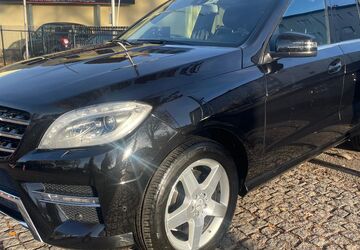 Mercedes-Benz ML 350 229.000 km 15.990 &euro; Berlin - Tempelhof 12107