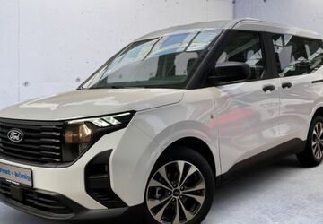 Ford Tourneo Courier 11.000 km 23.990 &euro; Freiburg im Breisgau 79108