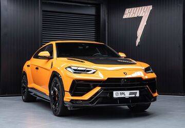 Lamborghini Urus 1.900 km 353.430 &euro; München 80939