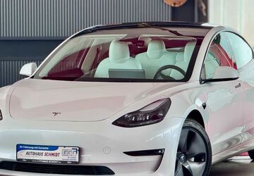 Tesla Model 3 58.600 km 28.400 &euro; Rückholz 87494
