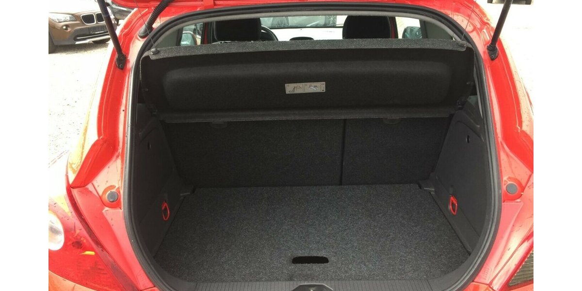 Opel Corsa Satellite,Klima, Temp.,Sitzheiz.,PDC,Tüv Neu 200.000 km 3.200 &euro; Himmelkron 95502