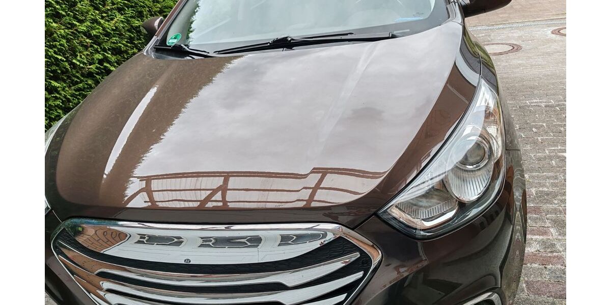 Hyundai ix35 109.000 km 8.900 &euro; Bad Lippspringe 33175