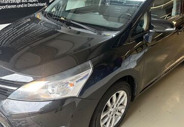 Toyota Verso 147.405 km 11.990 &euro; LEONBERG 71229