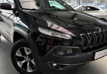 Jeep Cherokee 152.000 km 12.490 &euro; Forchtenberg 74670