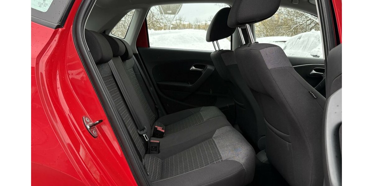 VW Polo 1.2 TSI COMFORTLINE BMT/START-STOPP/TEMPO. 46.812 km 12.900 &euro; Villingen-Schwenningen 78054