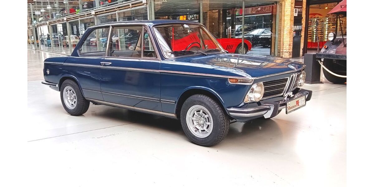 BMW 2002 77.293 km 29.800 &euro; Berlin 10553