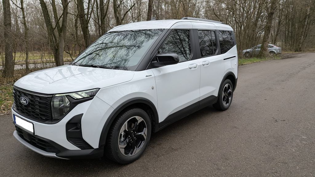 Ford Tourneo Courier 25.300 km 22.700 &euro; Freising 85356